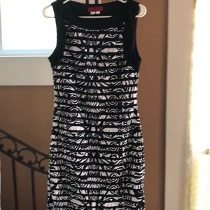 Black and white Carina dress